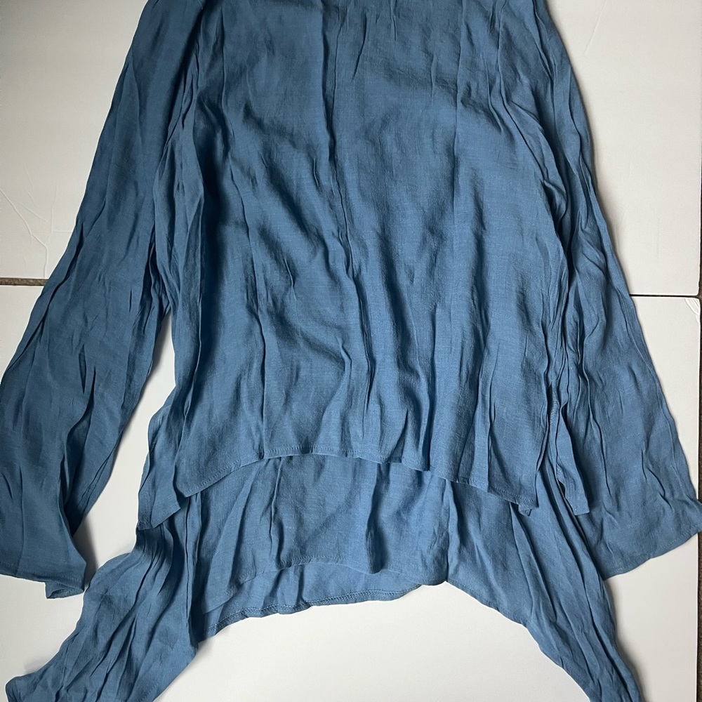 Fashion Classic Fashion Collection NEW Blue Too. Refer to pictures for details